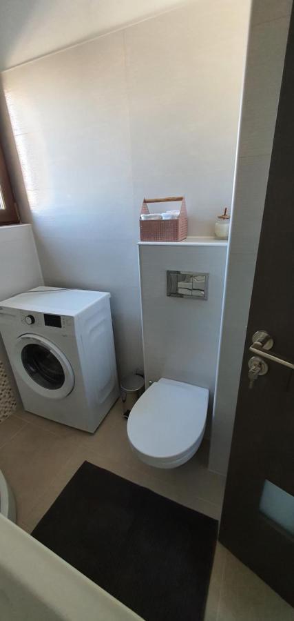 Vd Apartament كونستانتا المظهر الخارجي الصورة